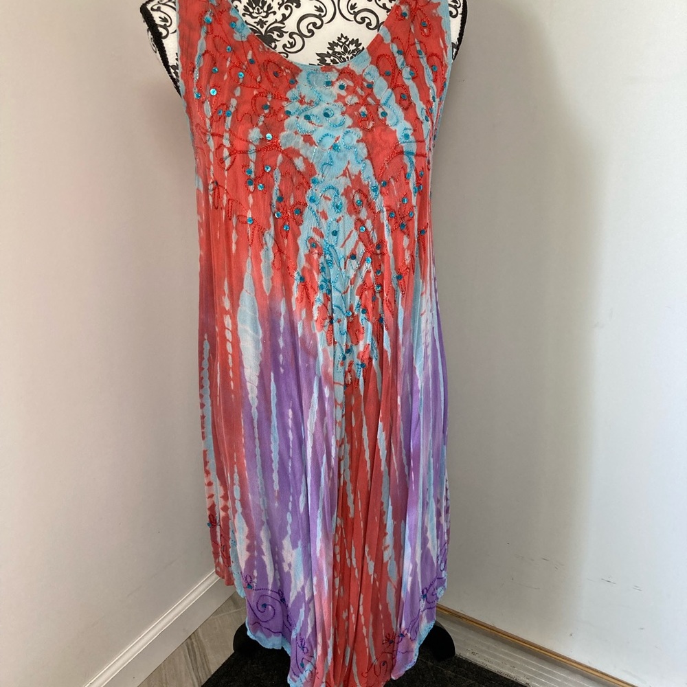 Ace Fashion dress, one size, wore a 3 times…more than a midi, less than a maxi.